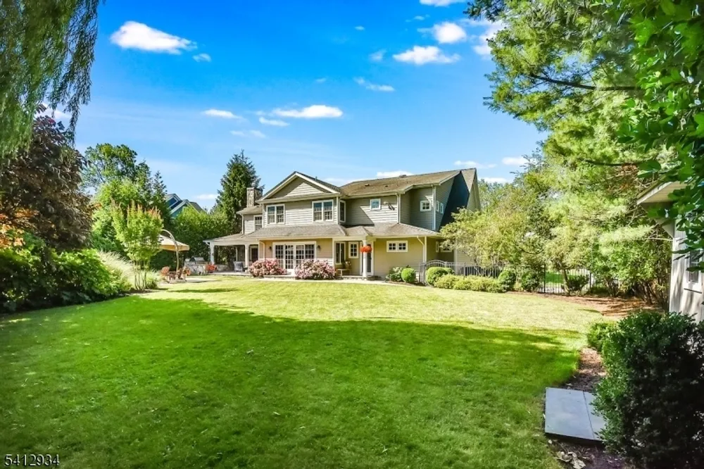 1020 Minisink Way, Westfield, NJ 07090