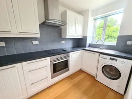 Lowestoft Drive, SLOUGH photo