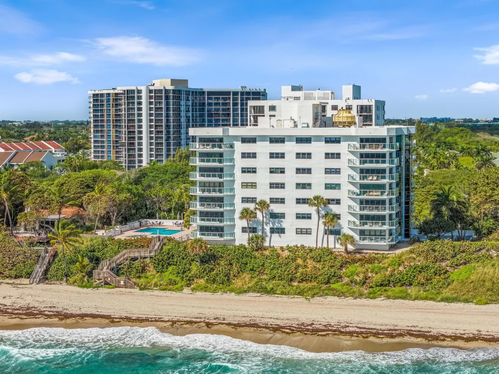 4605 S Ocean Blvd, Highland Beach, FL 33487