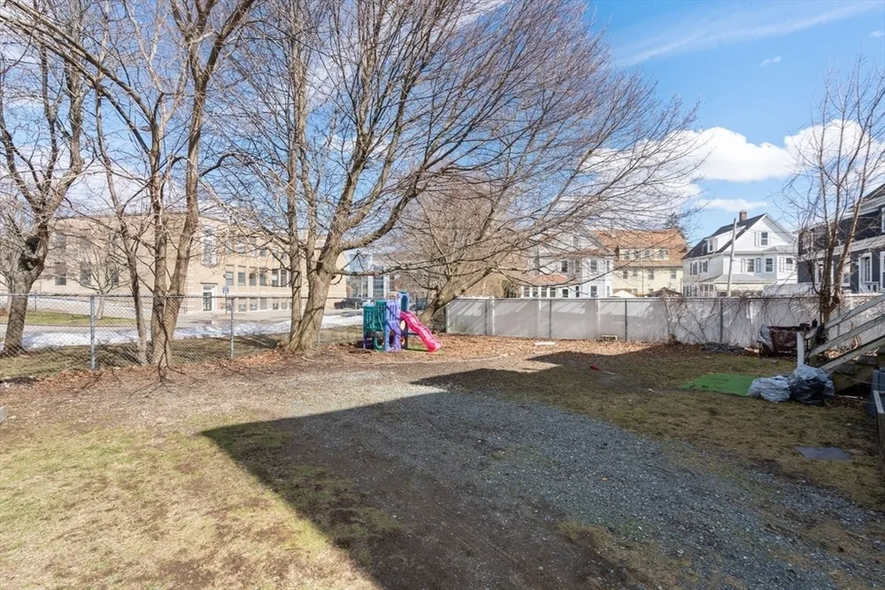 23-25 Hoyle St, Norwood, MA 02062