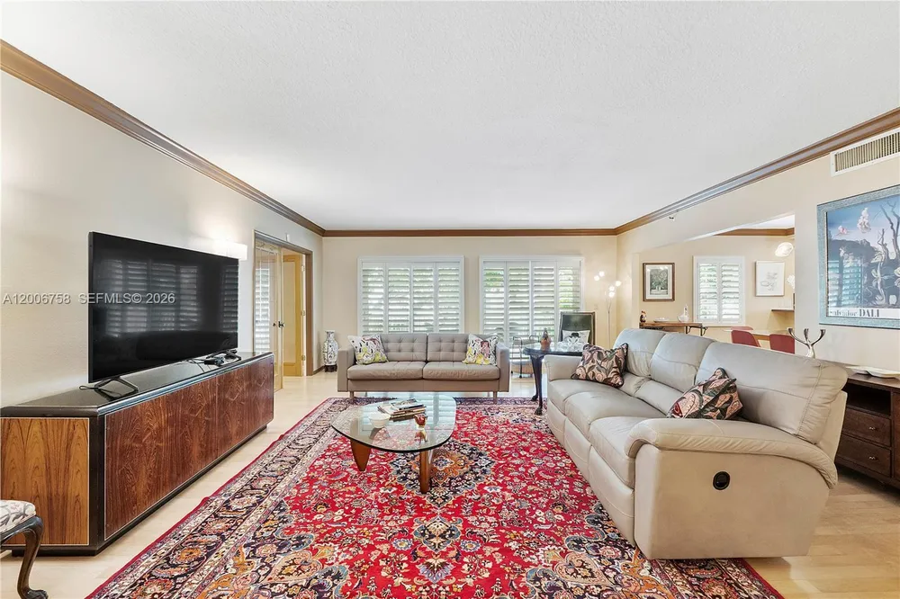 950 De Soto Rd, Boca Raton, FL 33432