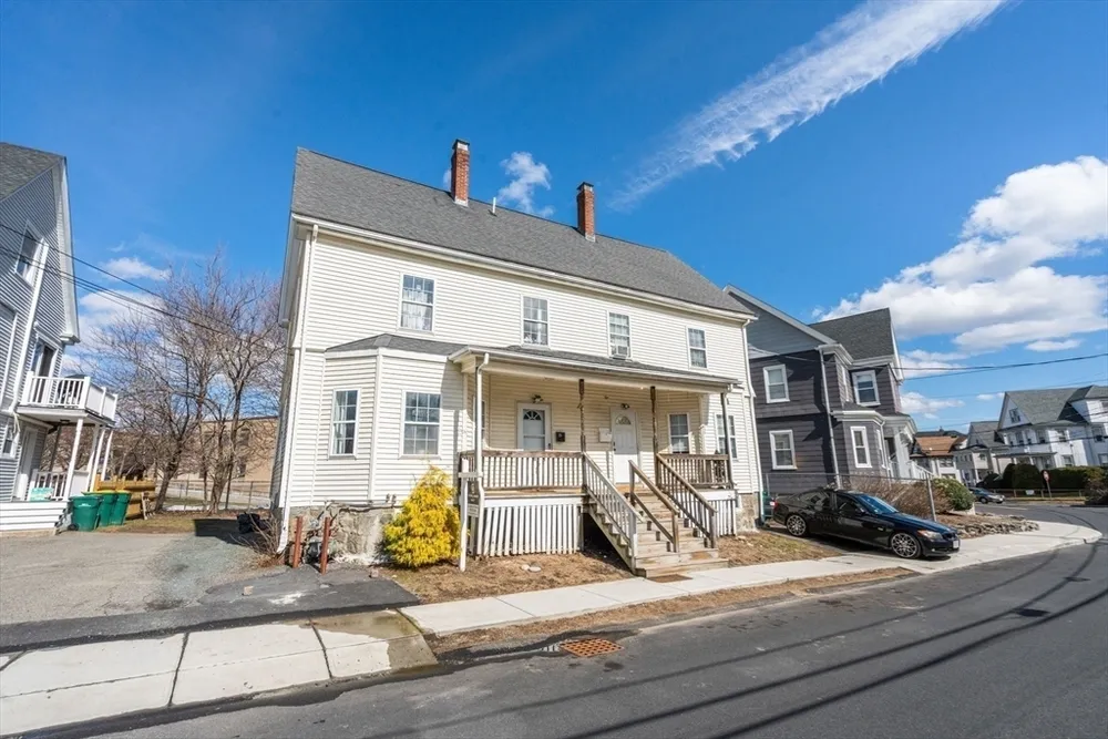 23-25 Hoyle St, Norwood, MA 02062