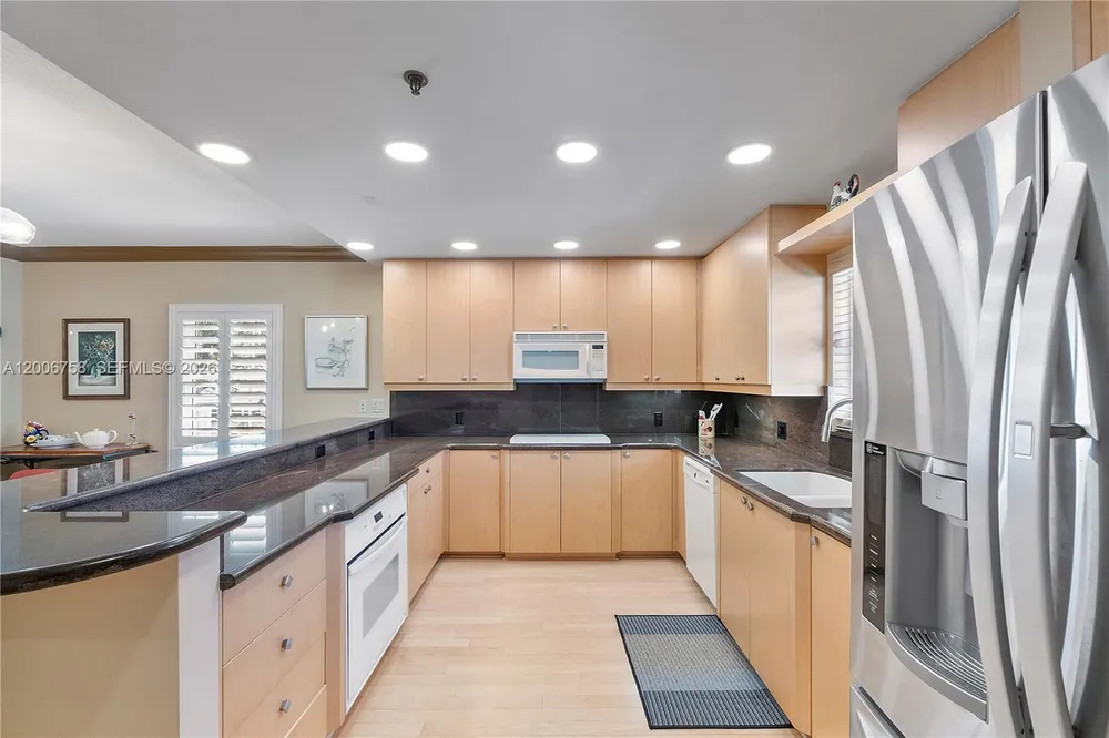950 De Soto Rd, Boca Raton, FL 33432