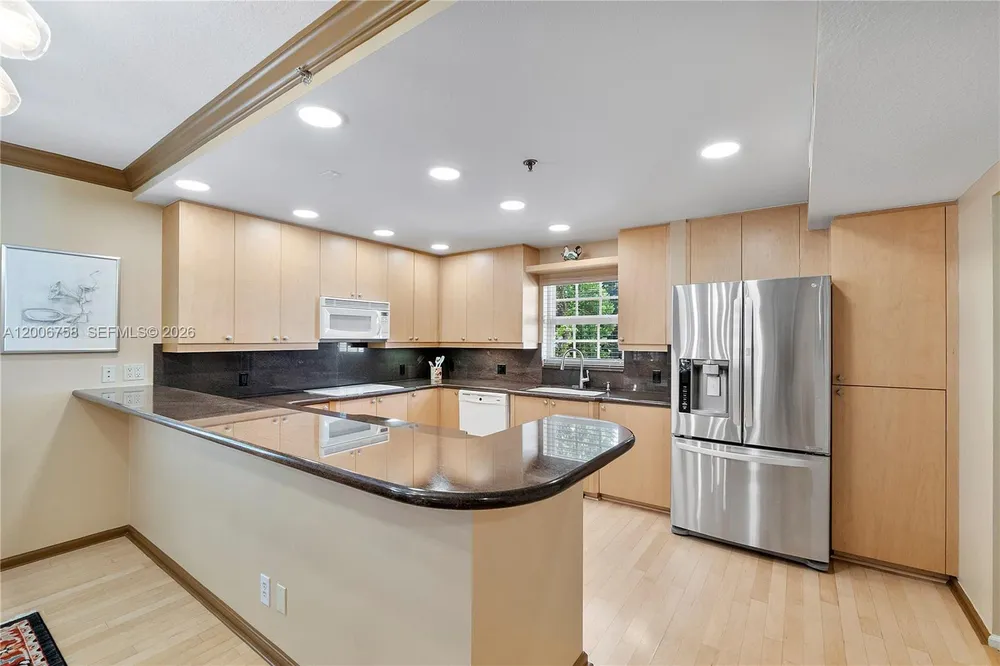 950 De Soto Rd, Boca Raton, FL 33432