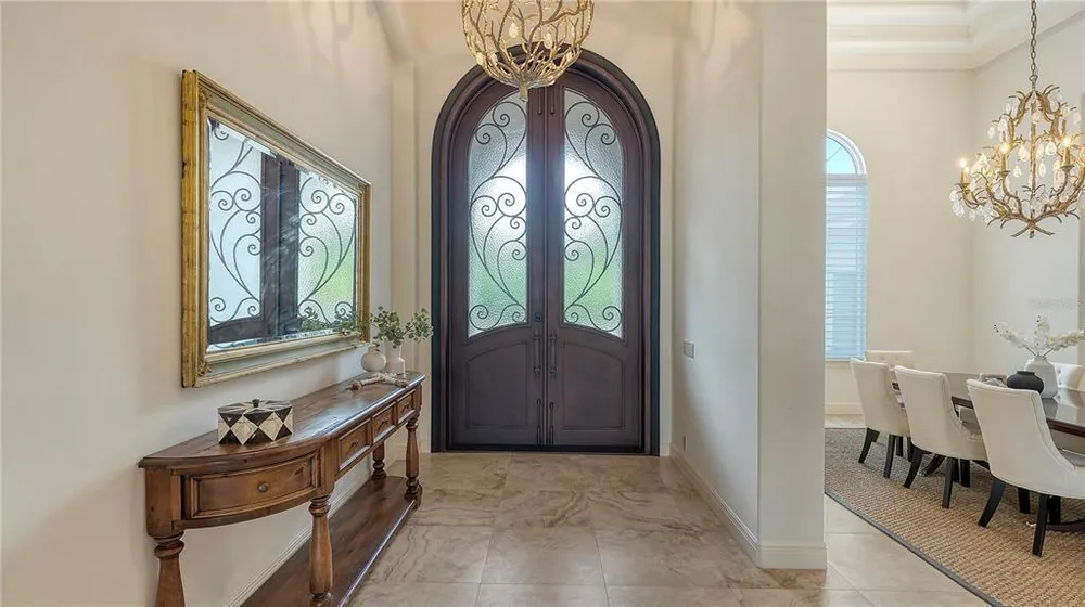 4127 Founders Club Dr, Sarasota, FL 34240
