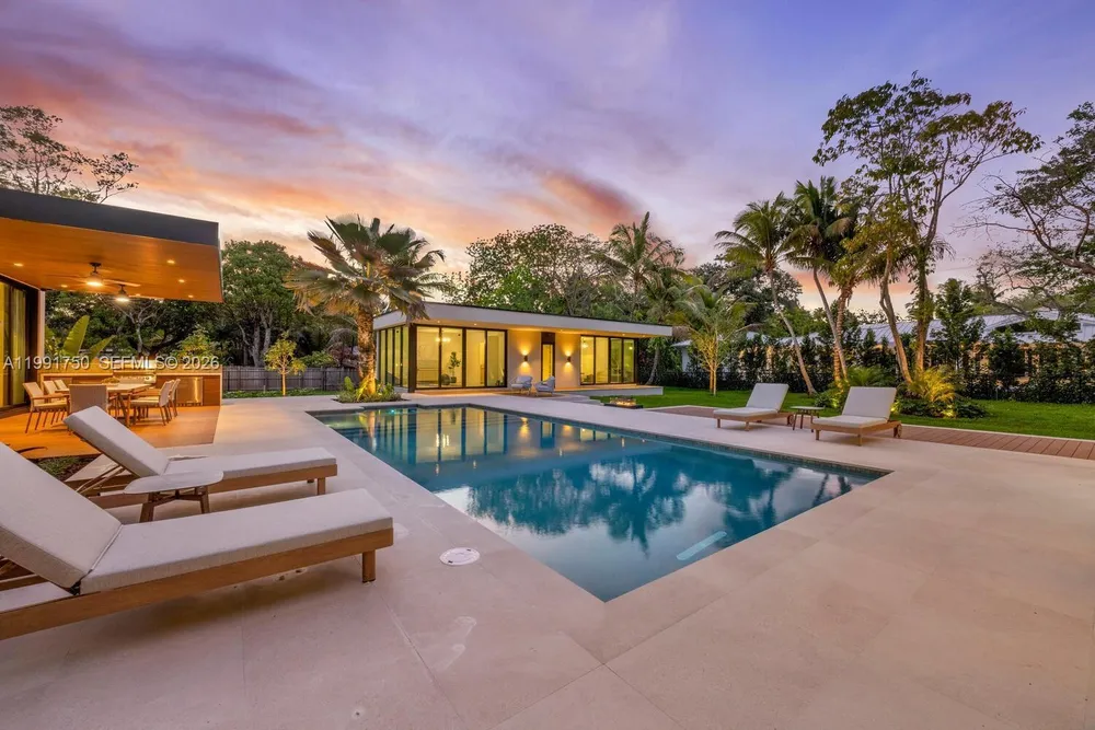 7901 SW 120th St, Pinecrest, FL 33156
