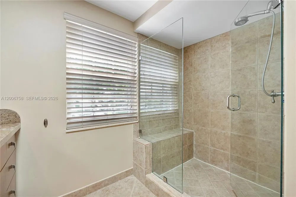 950 De Soto Rd, Boca Raton, FL 33432
