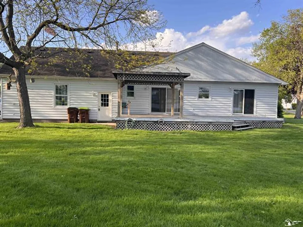 1855 N Custer Rd, Monroe, MI 48162