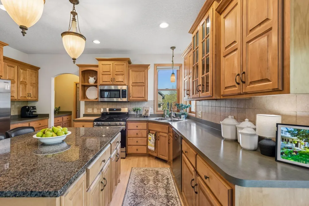 16586 73rd Ave N, Maple Grove, MN 55311