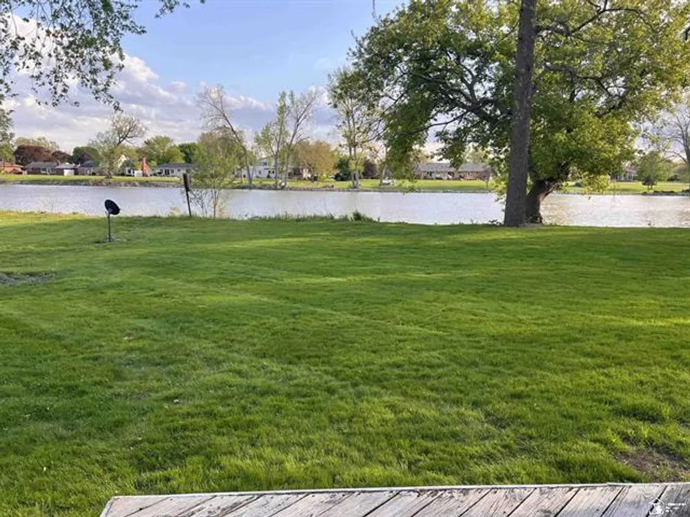 1855 N Custer Rd, Monroe, MI 48162