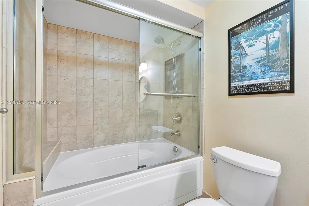 950 De Soto Rd, Boca Raton, FL 33432