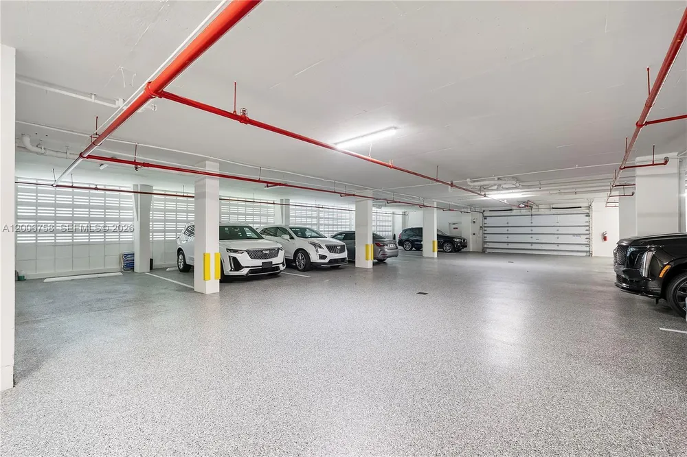 950 De Soto Rd, Boca Raton, FL 33432