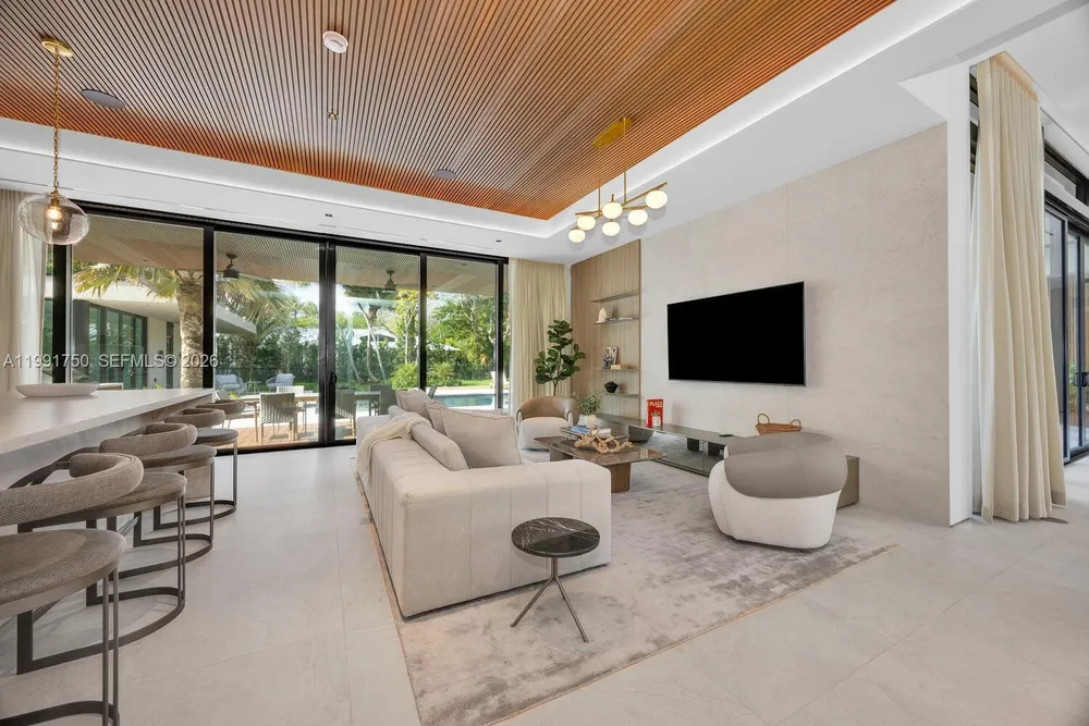 7901 SW 120th St, Pinecrest, FL 33156