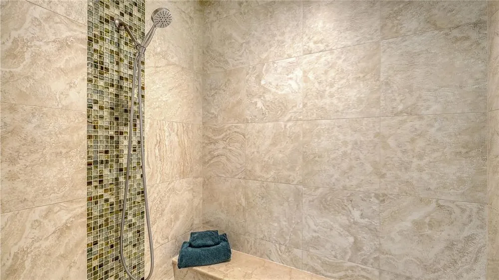 4127 Founders Club Dr, Sarasota, FL 34240