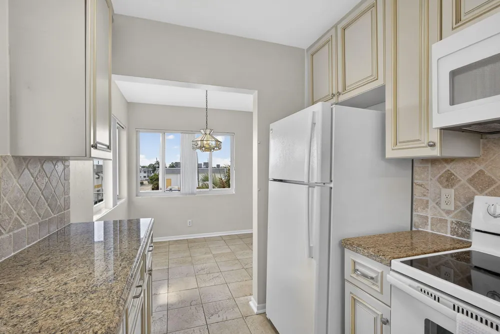 3402 Cynthia Ln, Lake Worth Beach, FL 33461