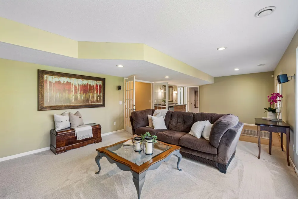 16586 73rd Ave N, Maple Grove, MN 55311