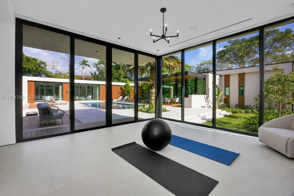 7901 SW 120th St, Pinecrest, FL 33156