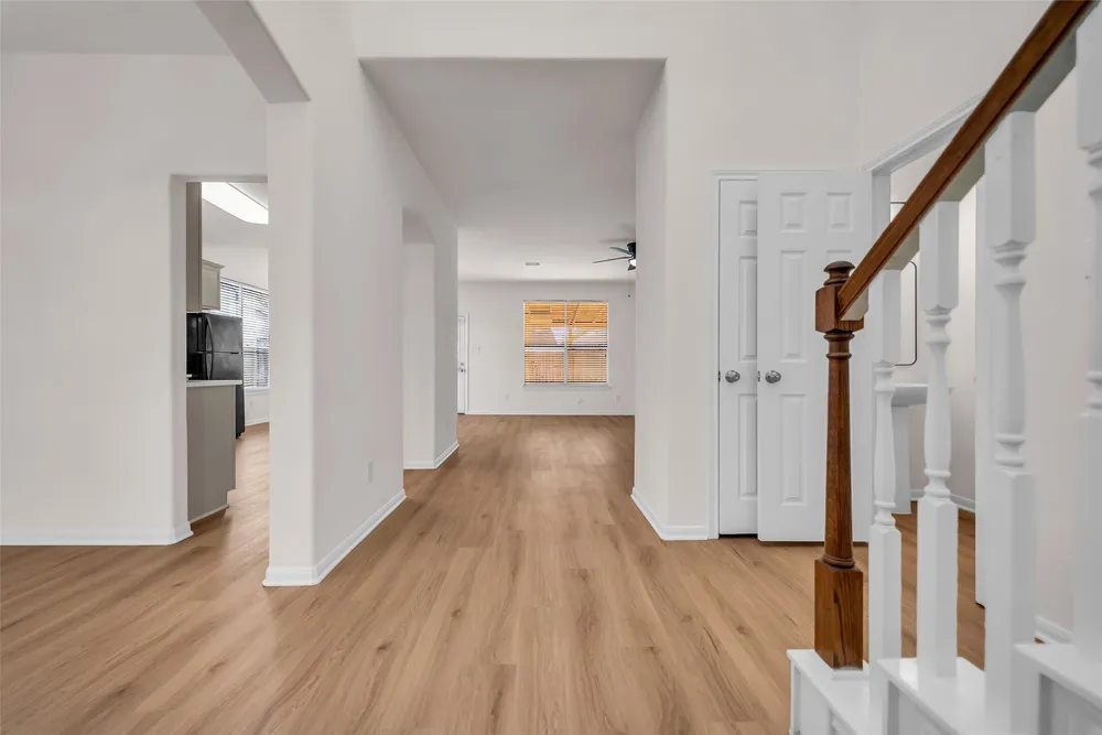 15603 Mustang Island Dr, Sugar Land, TX 77498