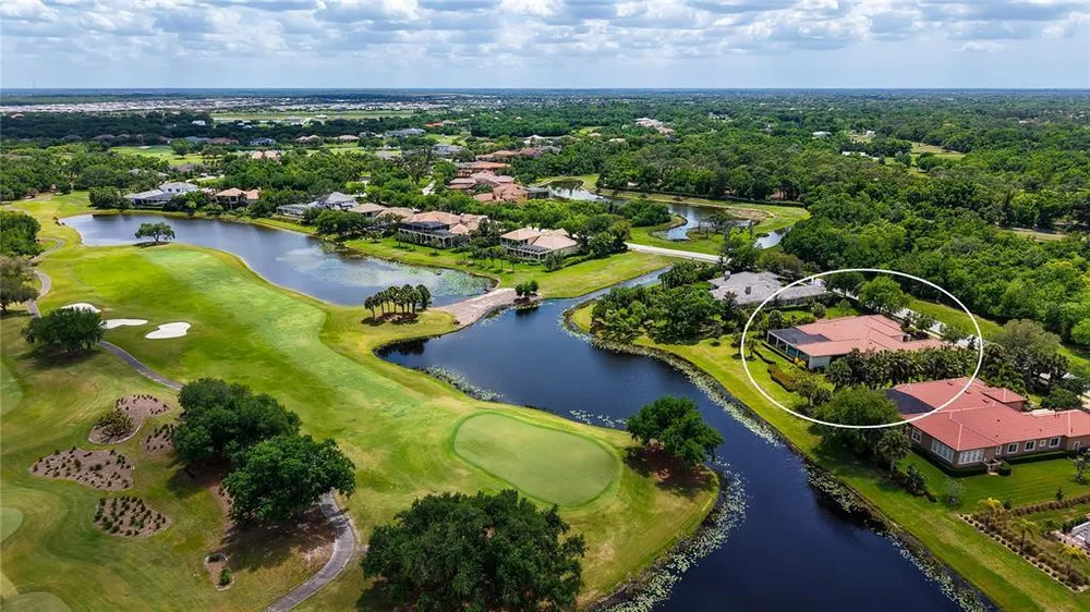 4127 Founders Club Dr, Sarasota, FL 34240