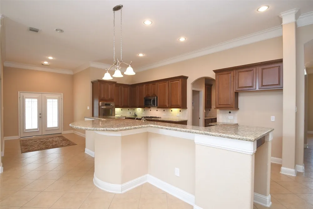 5803 Oakdale Meadows, Spring, TX 77379