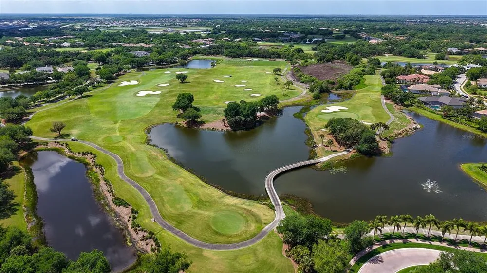 4127 Founders Club Dr, Sarasota, FL 34240