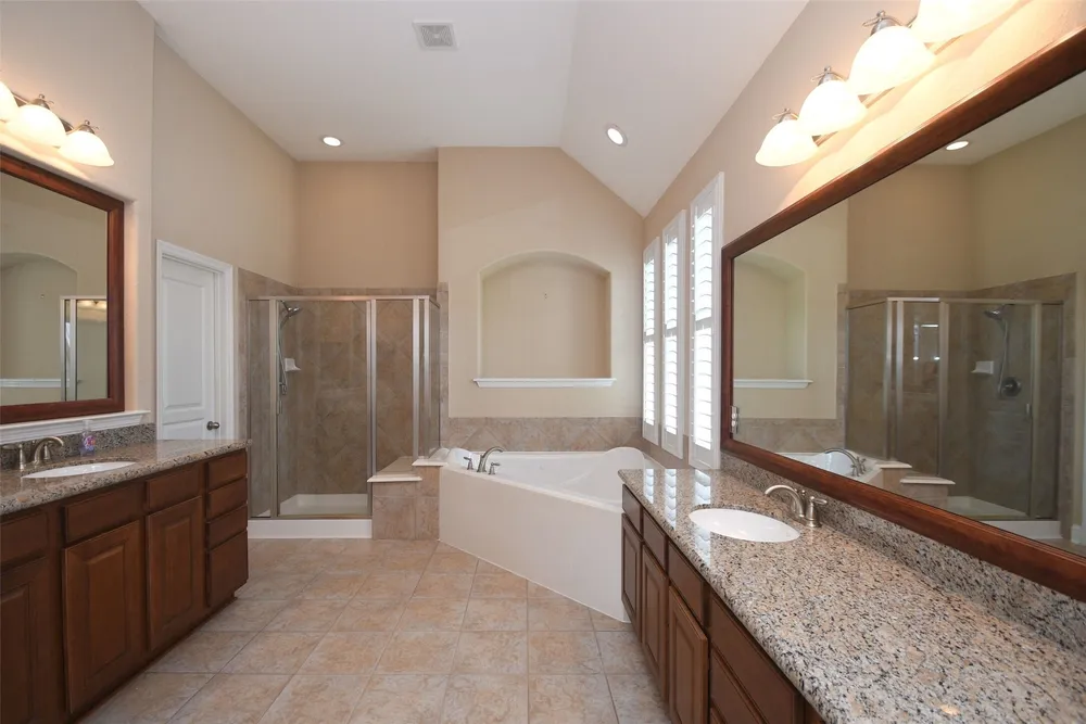 5803 Oakdale Meadows, Spring, TX 77379