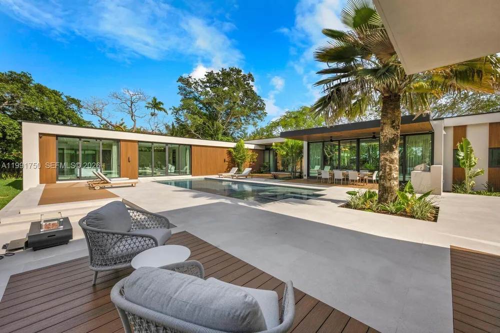 7901 SW 120th St, Pinecrest, FL 33156