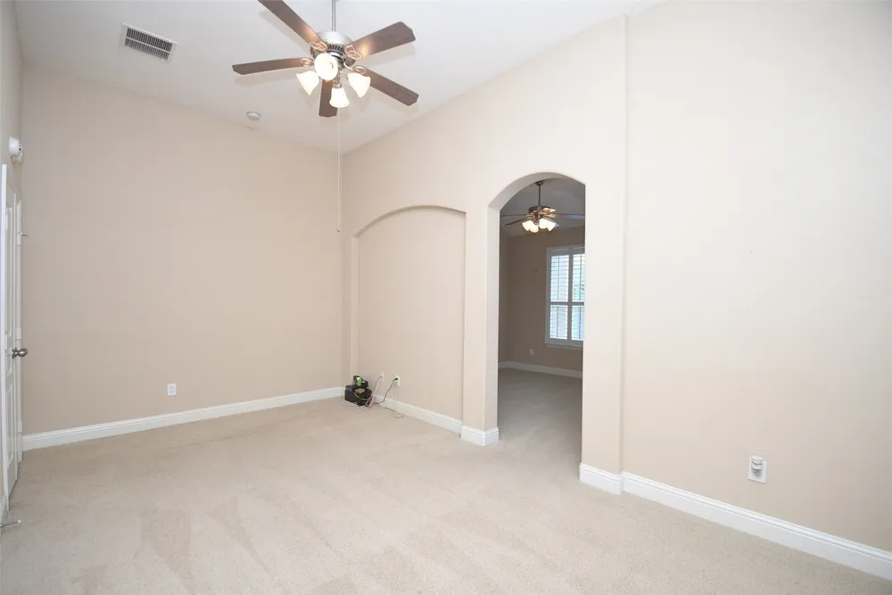 5803 Oakdale Meadows, Spring, TX 77379