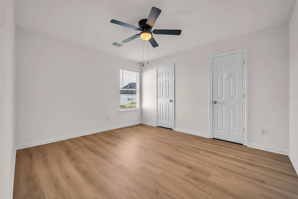 15603 Mustang Island Dr, Sugar Land, TX 77498