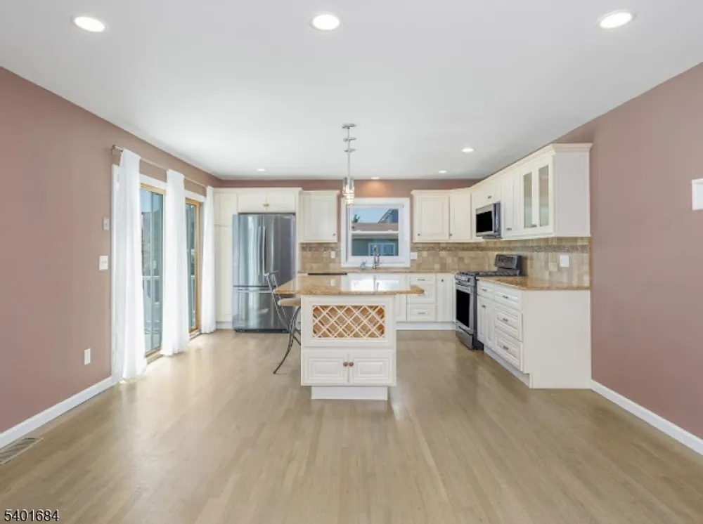 79 16th St, Ocean, Toms River Township, NJ 08753