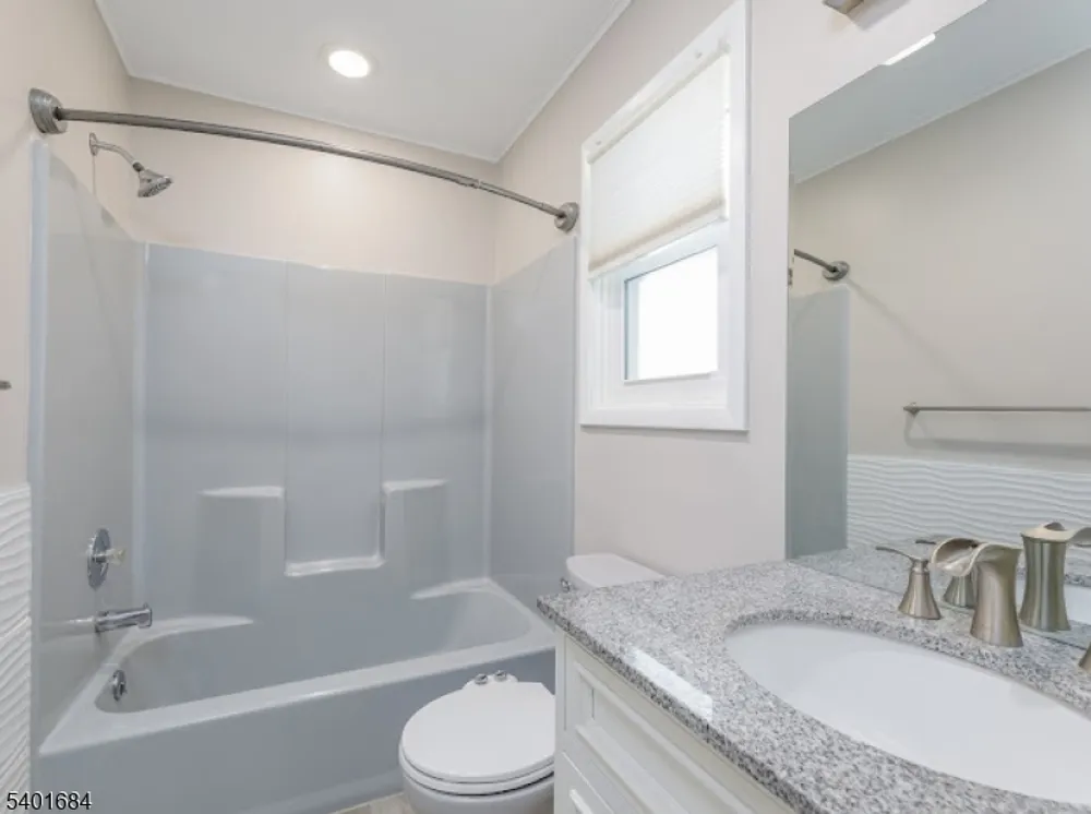 79 16th St, Ocean, Toms River Township, NJ 08753