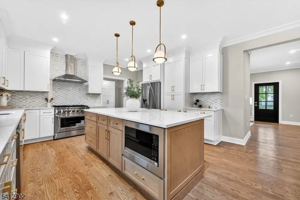 85 Pleasant Ave, Fanwood, NJ 07023