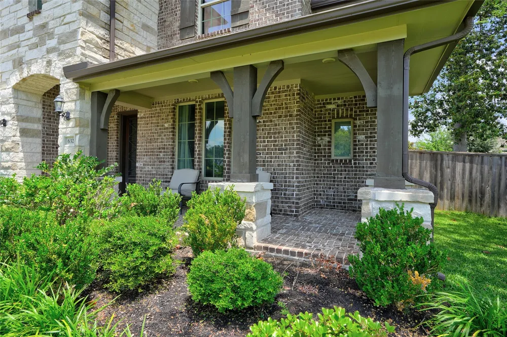 632 Maple Creek Ct, Conroe, TX 77304