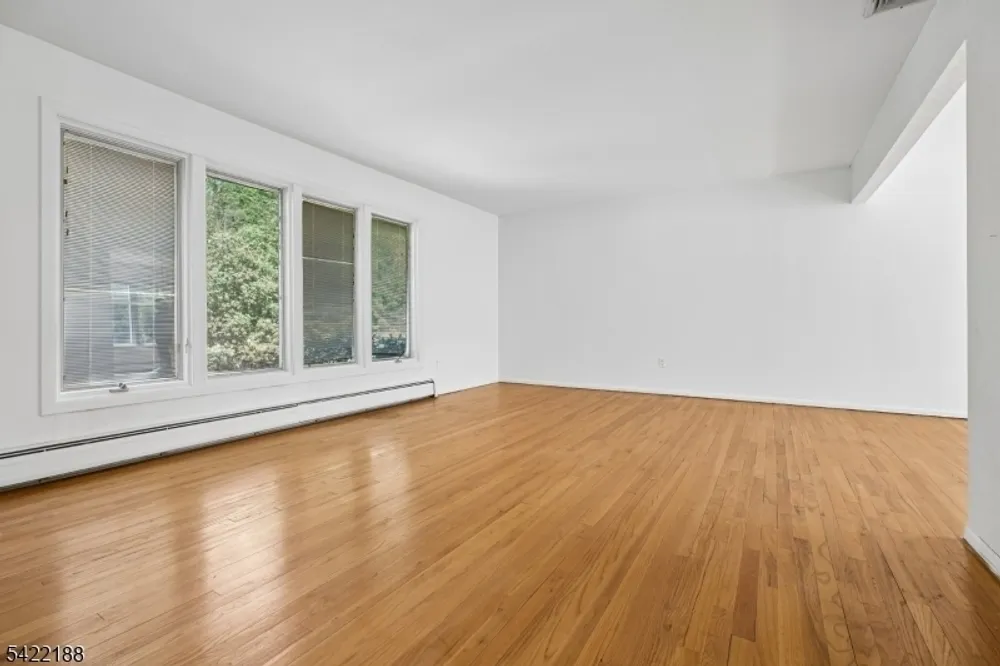 96 Harrison Ave, Roseland, NJ 07068