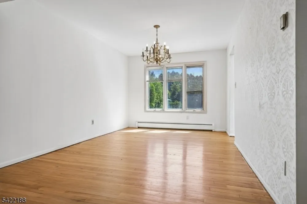 96 Harrison Ave, Roseland, NJ 07068