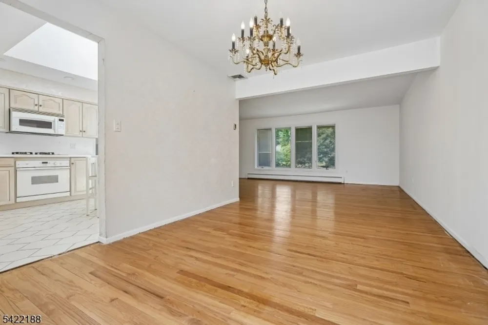 96 Harrison Ave, Roseland, NJ 07068