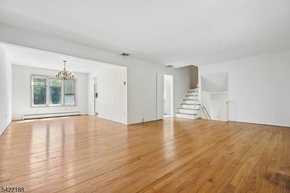 96 Harrison Ave, Roseland, NJ 07068