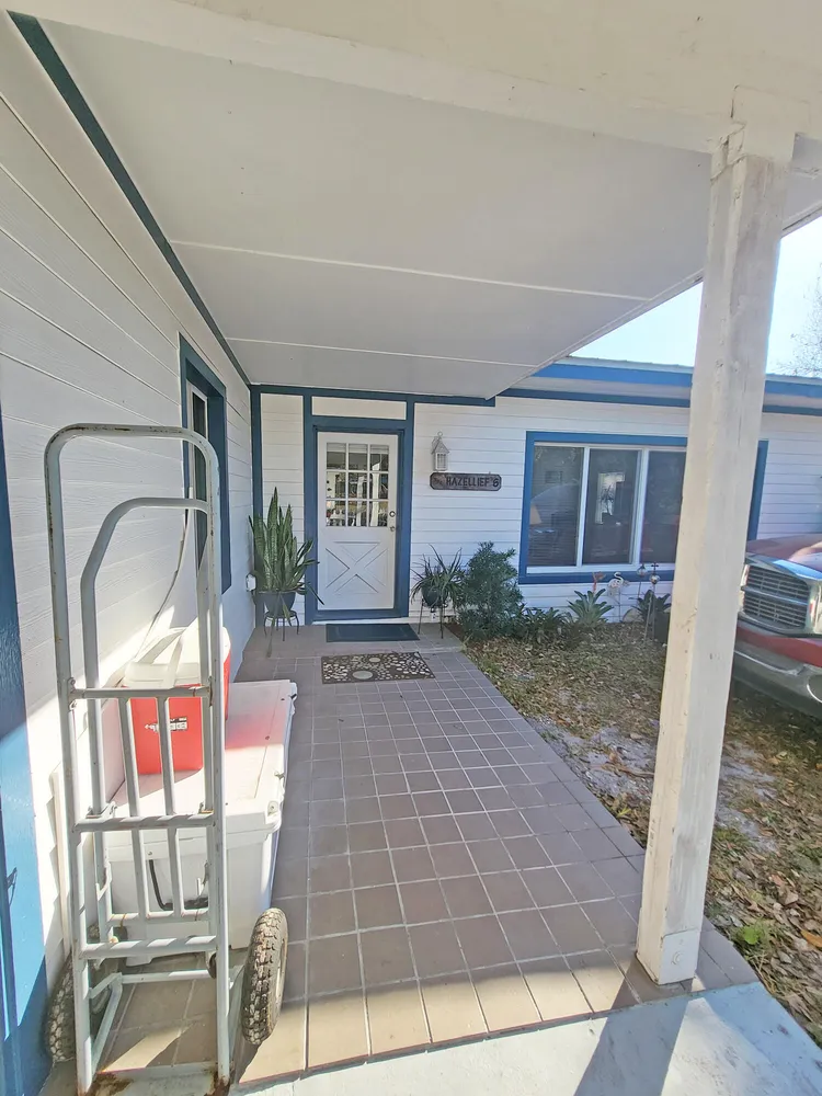 203 Melton Dr, Fort Pierce, FL 34982