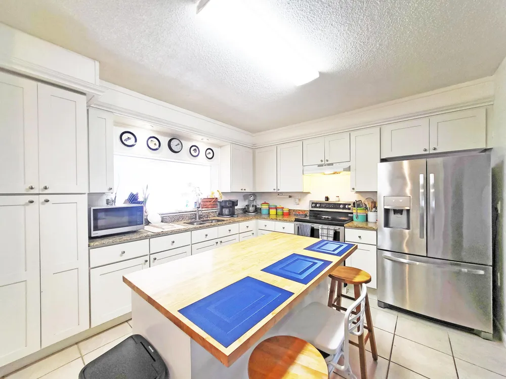 203 Melton Dr, Fort Pierce, FL 34982