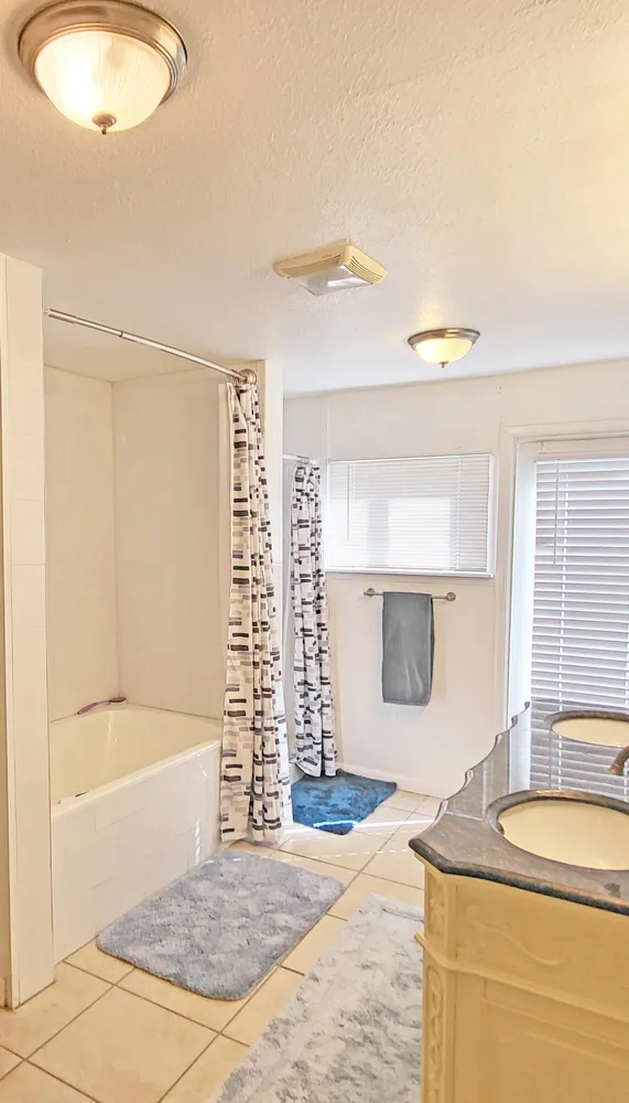 203 Melton Dr, Fort Pierce, FL 34982