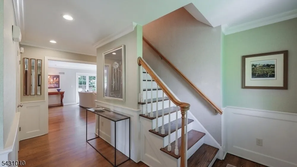 1091 Minisink Way, Westfield, NJ 07090