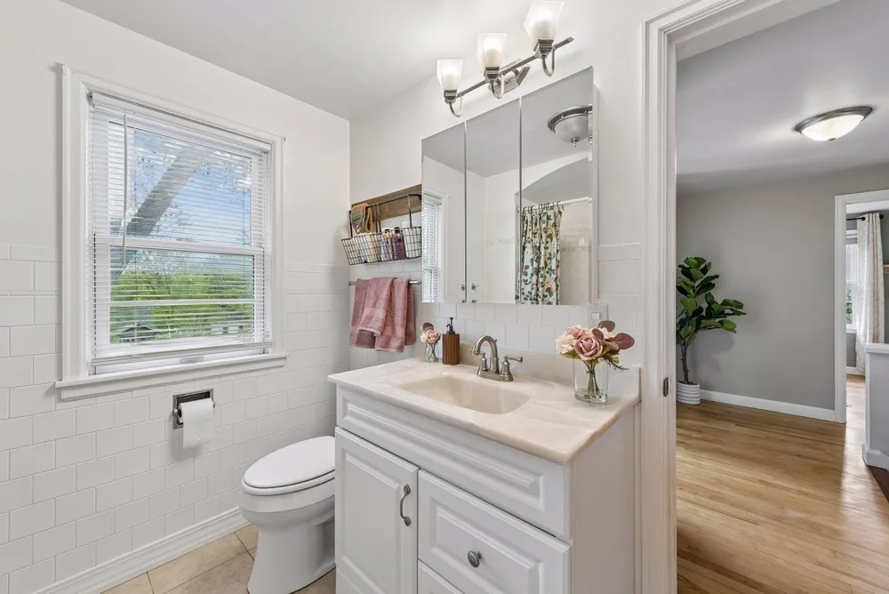 3322 Taylor St NE, Minneapolis, MN 55418