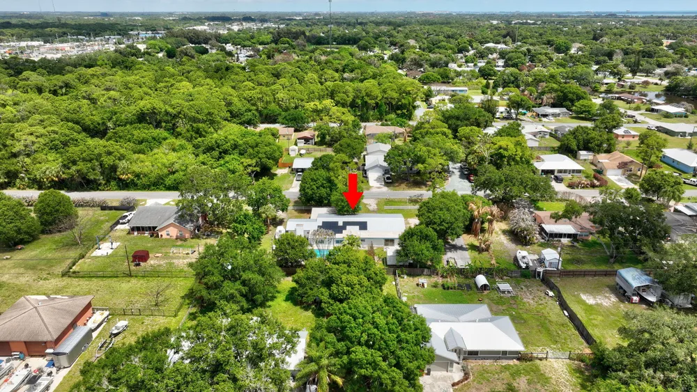 203 Melton Dr, Fort Pierce, FL 34982