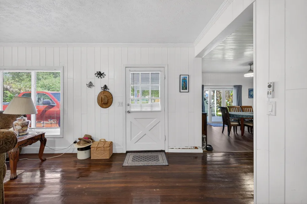 203 Melton Dr, Fort Pierce, FL 34982