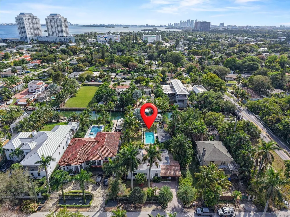 1028 NE 84th St, Miami, FL 33138