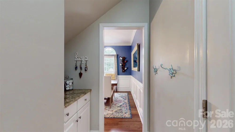 12301 Silveroak Ln, Charlotte, NC 28277