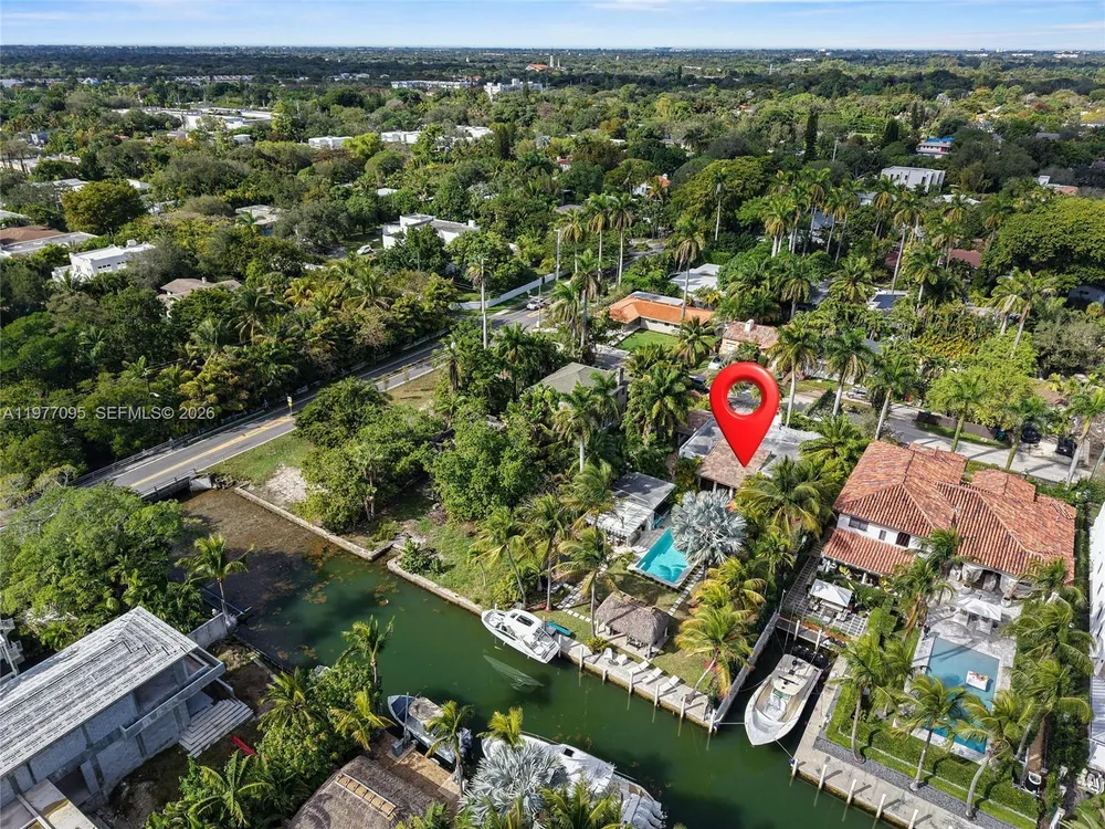 1028 NE 84th St, Miami, FL 33138