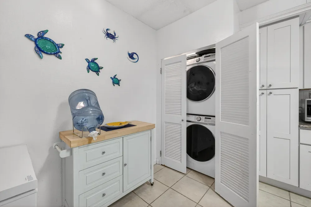 203 Melton Dr, Fort Pierce, FL 34982