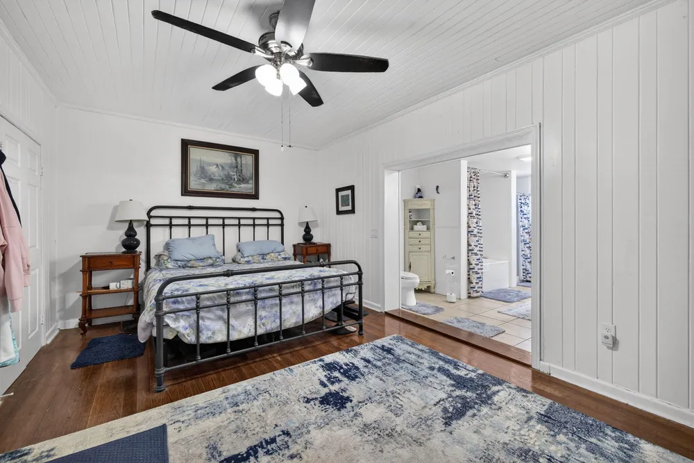 203 Melton Dr, Fort Pierce, FL 34982