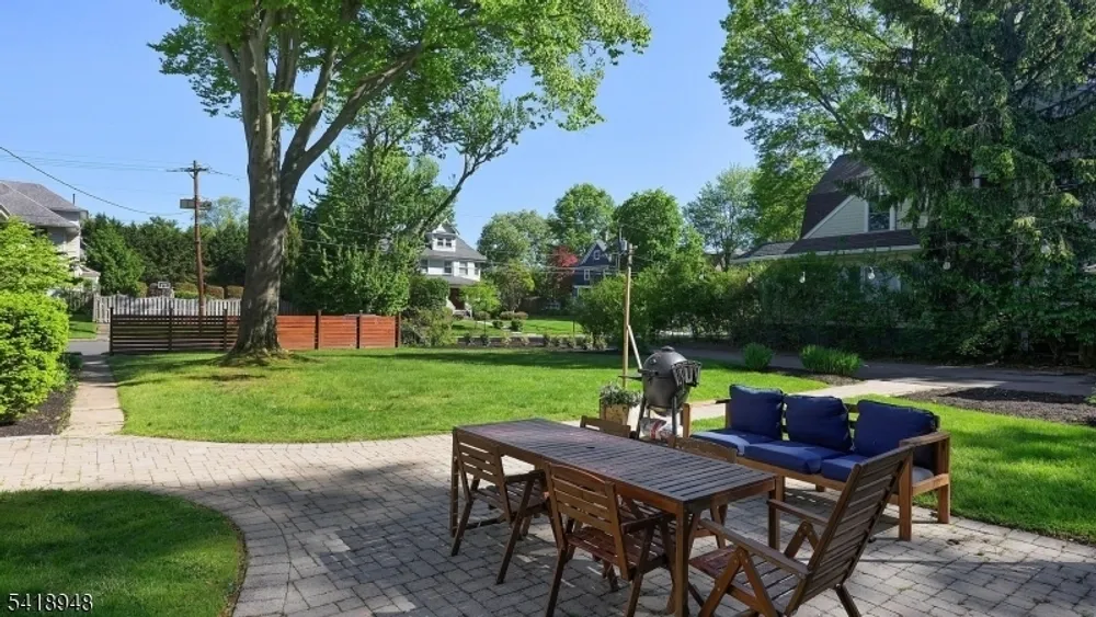 220 S Euclid Ave, Westfield, NJ 07090